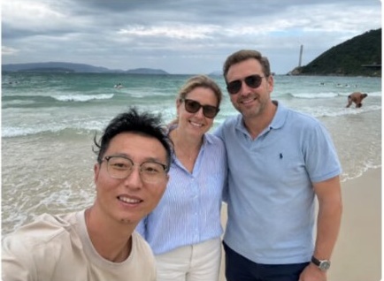 Beach moment with foreign guests in China