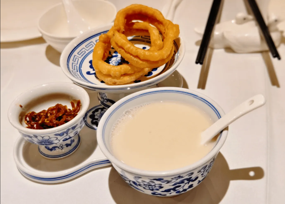 Beijing breakfast: douzhi and jiaoquan