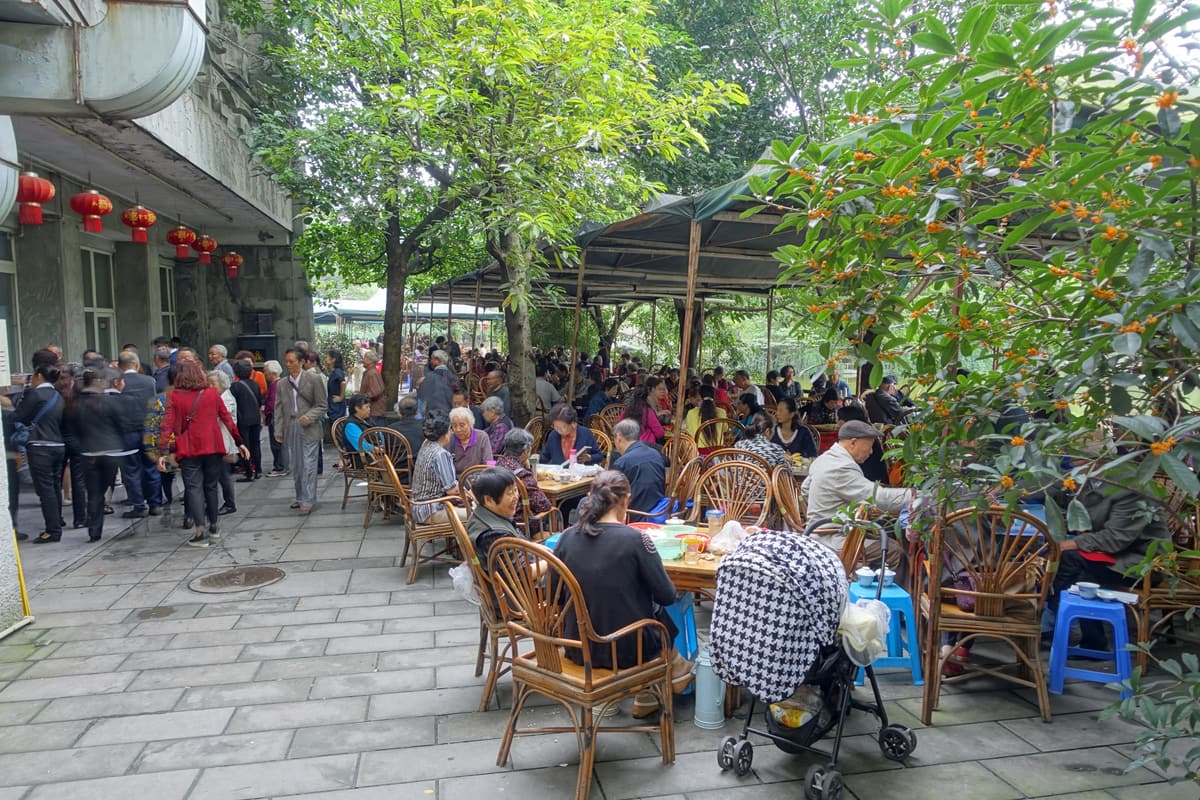 Chengdu open-air teahouse