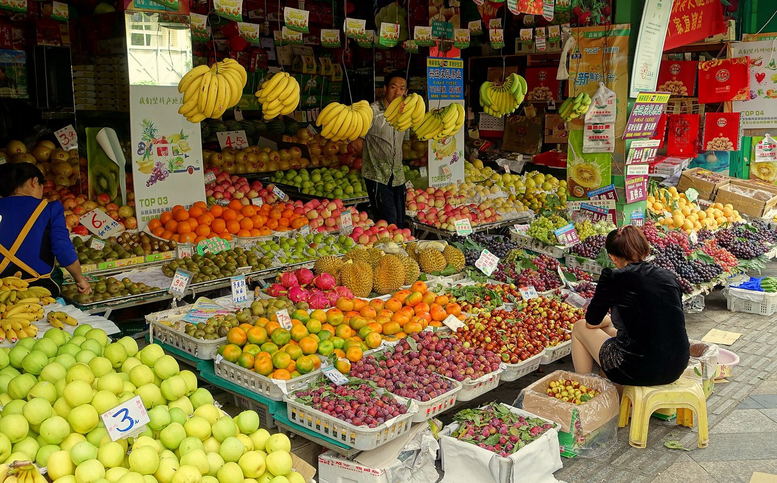 Chinese Local Market Walk