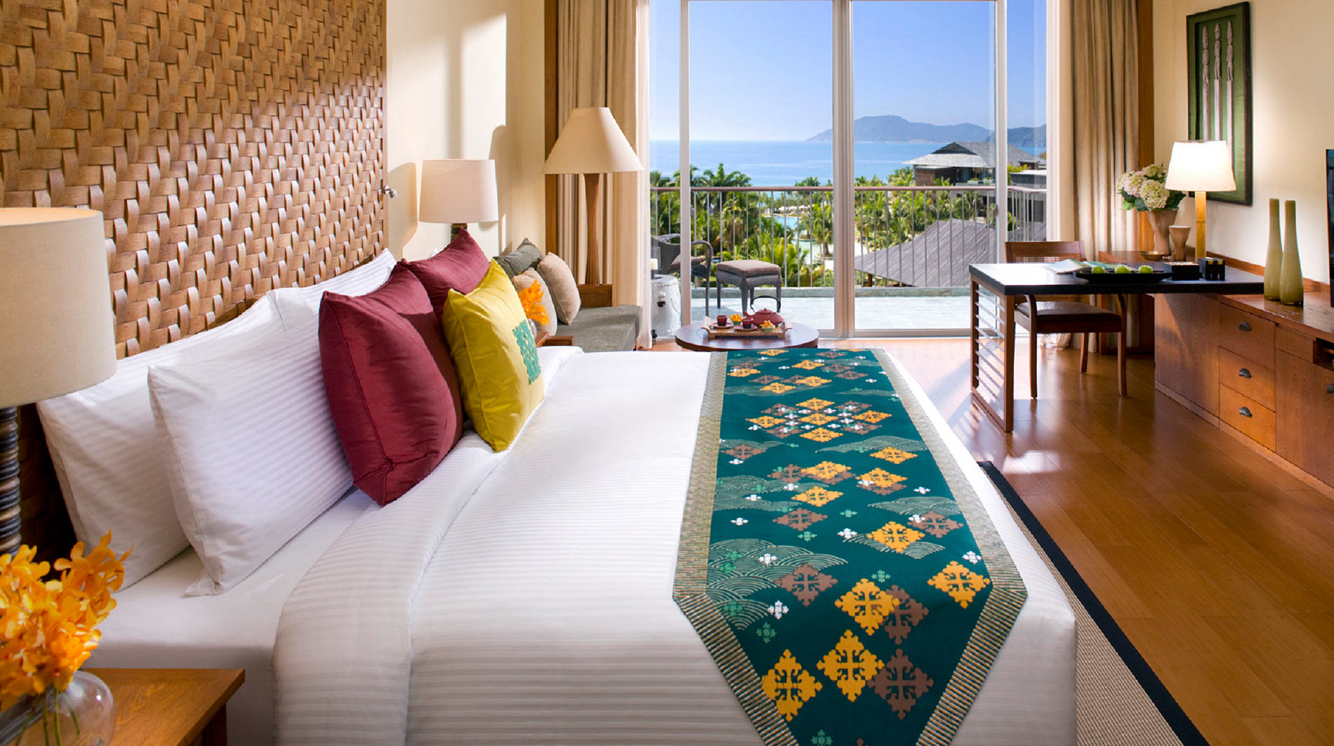 Quiet Sanya hotel room