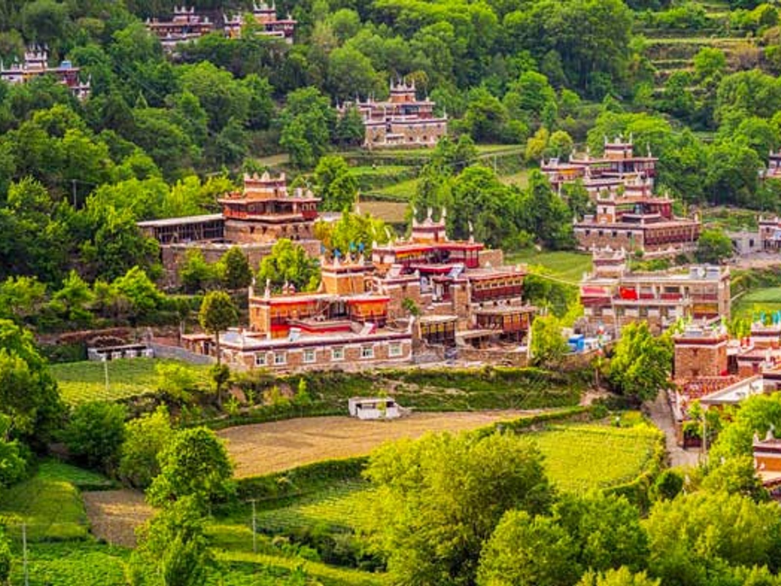 Chengdu — Mount Siguniang · 7 days